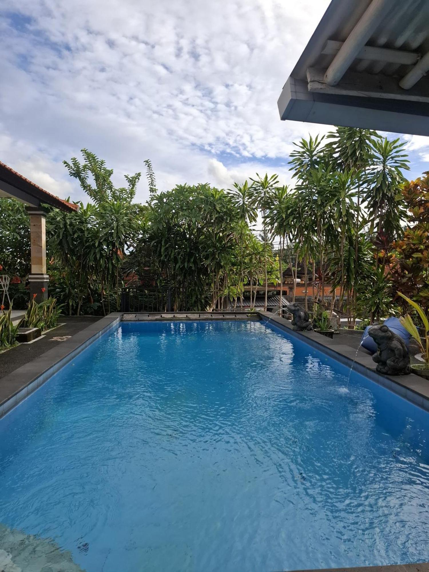 Sunwukong Guest House Ubud Buitenkant foto